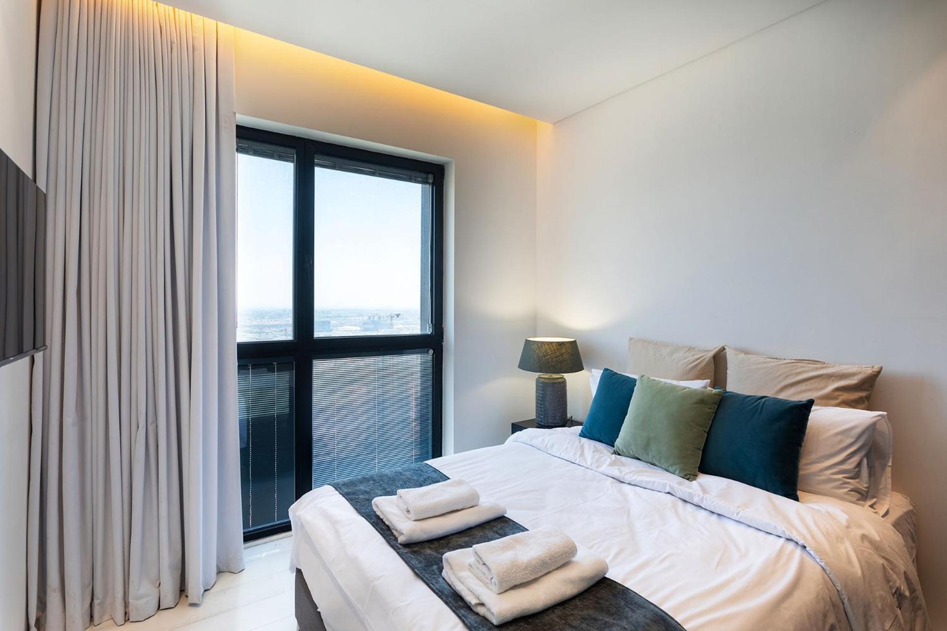 Yalarent Sea-Breeze Penthouse With Jacuzzi Lägenhet Bat Yam Exteriör bild