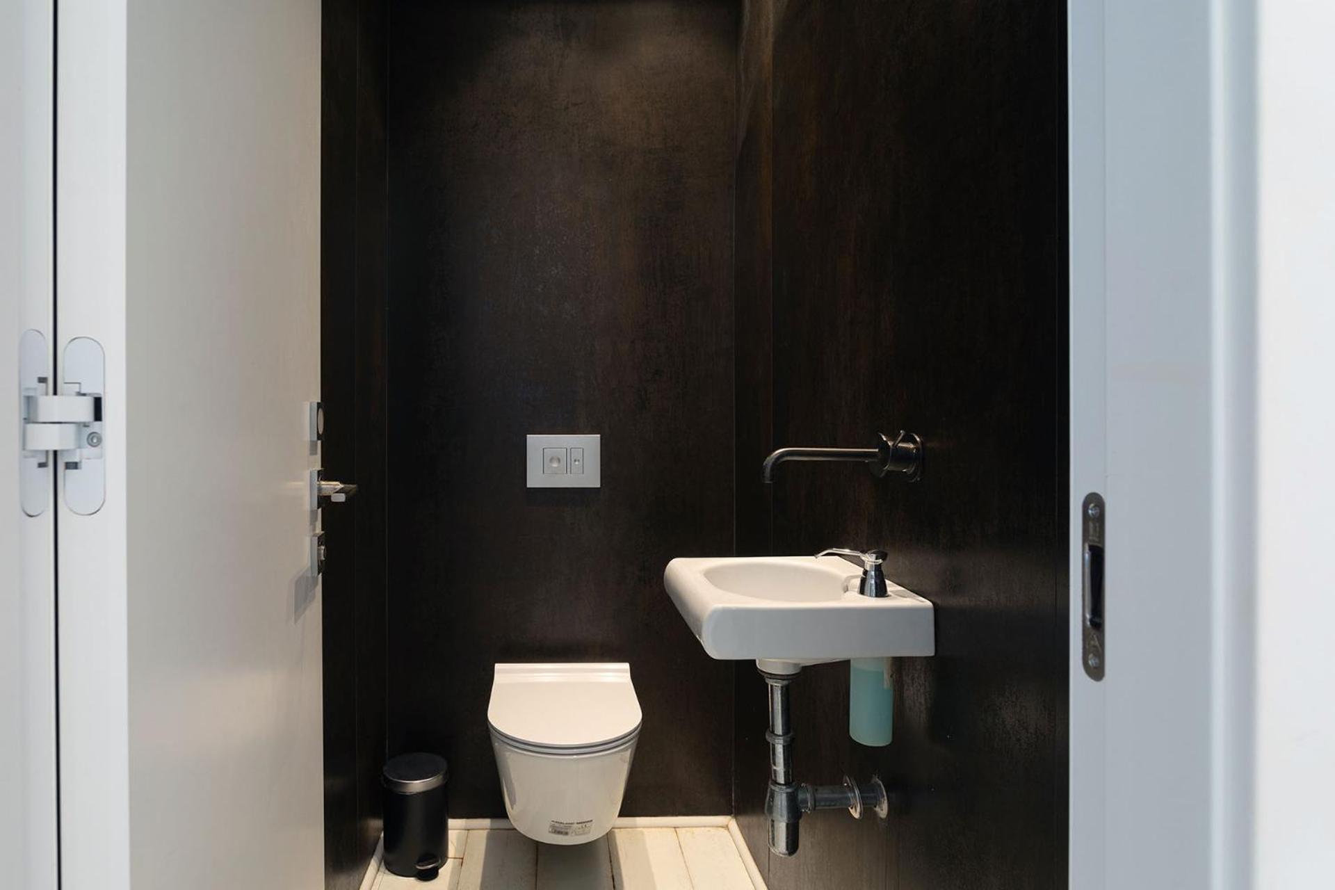 Yalarent Sea-Breeze Penthouse With Jacuzzi Lägenhet Bat Yam Exteriör bild